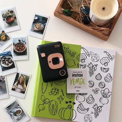 instax Fotoğrafları ile Yemek Kitabı